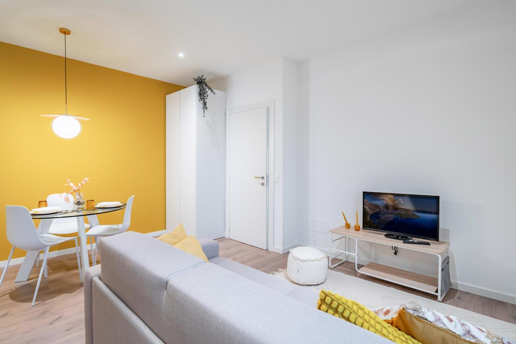 Апартаменты Cascina Conicchio - Metro Station - By Host4U Брешия Экстерьер фото