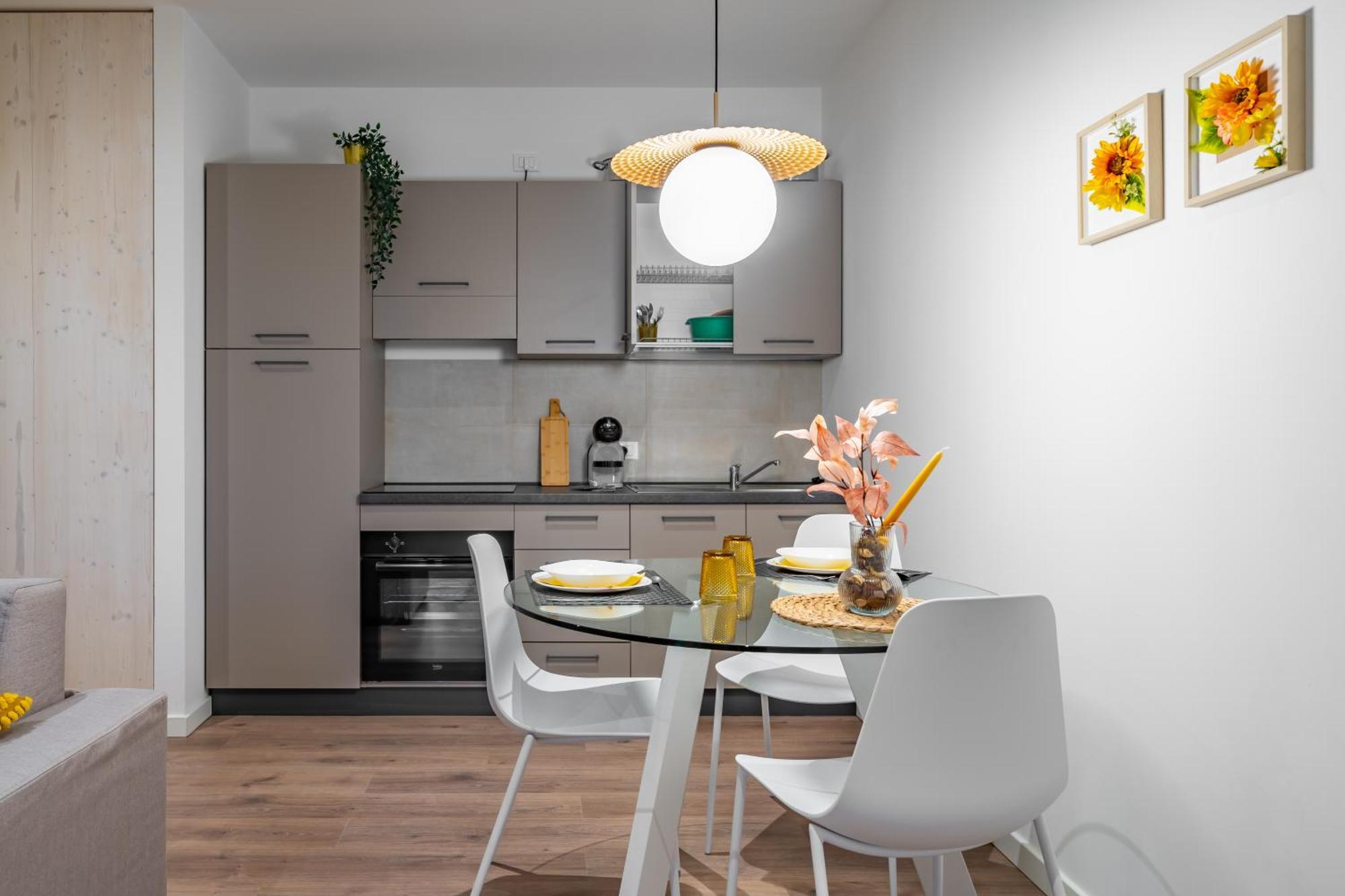 Апартаменты Cascina Conicchio - Metro Station - By Host4U Брешия Экстерьер фото