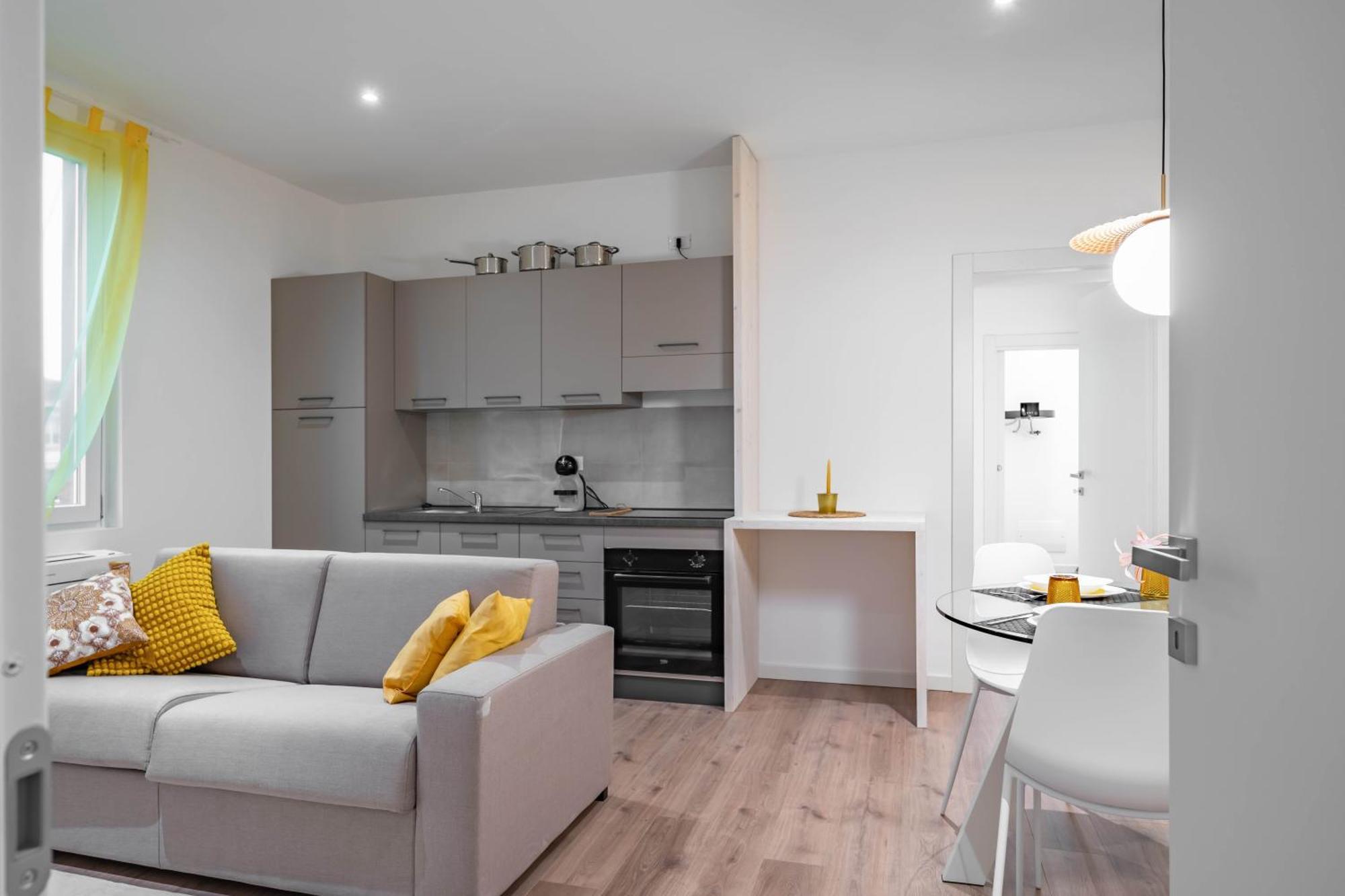 Апартаменты Cascina Conicchio - Metro Station - By Host4U Брешия Экстерьер фото